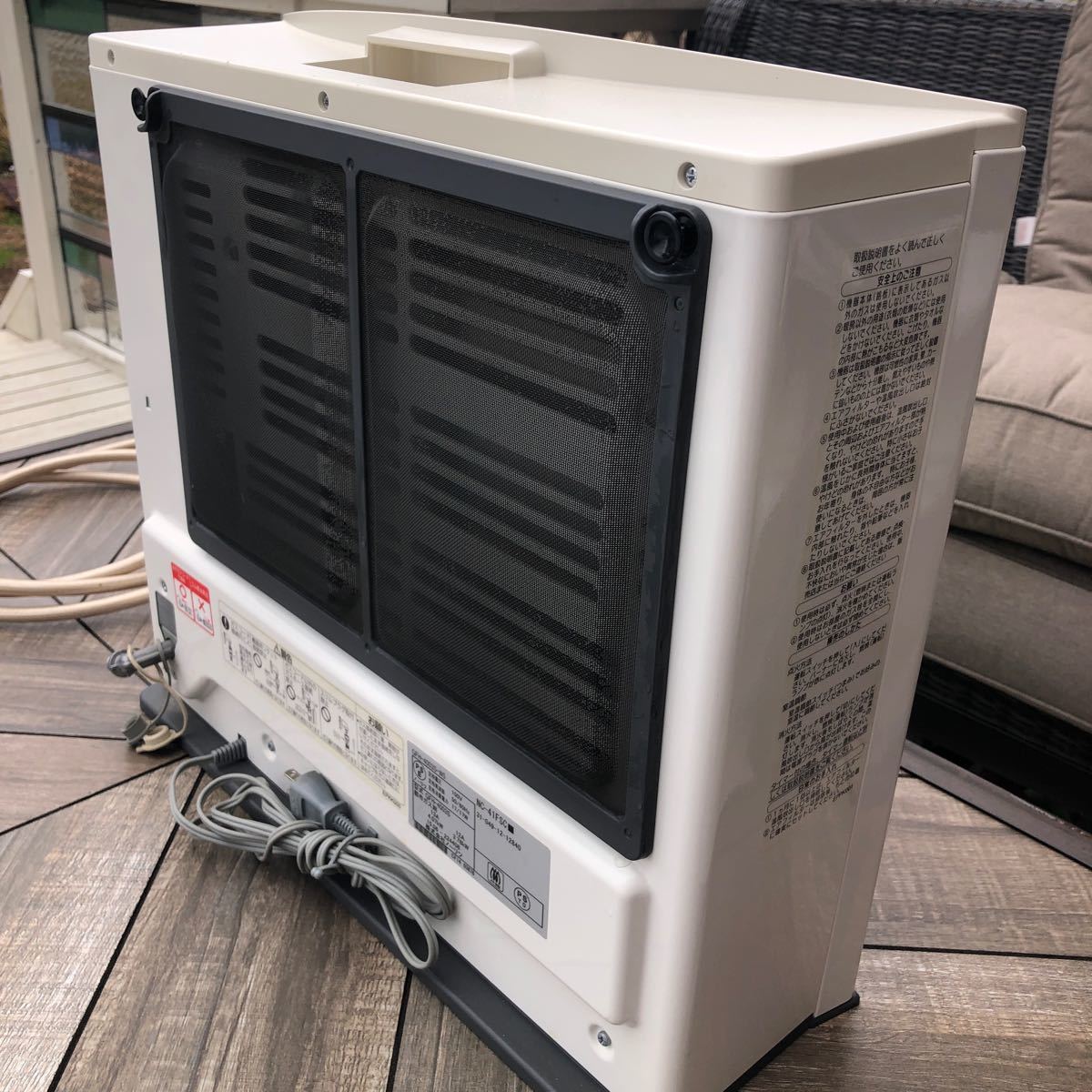 送料込み美品!ノーリツの都市ガス用ファンヒーターGFH-4003S 2.5mホース付き_画像5