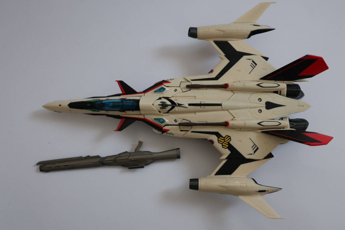 BANDAI バンダイ 魂ウェブ商店限定 DX超合金 マクロス30 YF-29 デュランダルバルキリー イサム機 箱・説明書・パーツ多数欠品 現状品_画像2