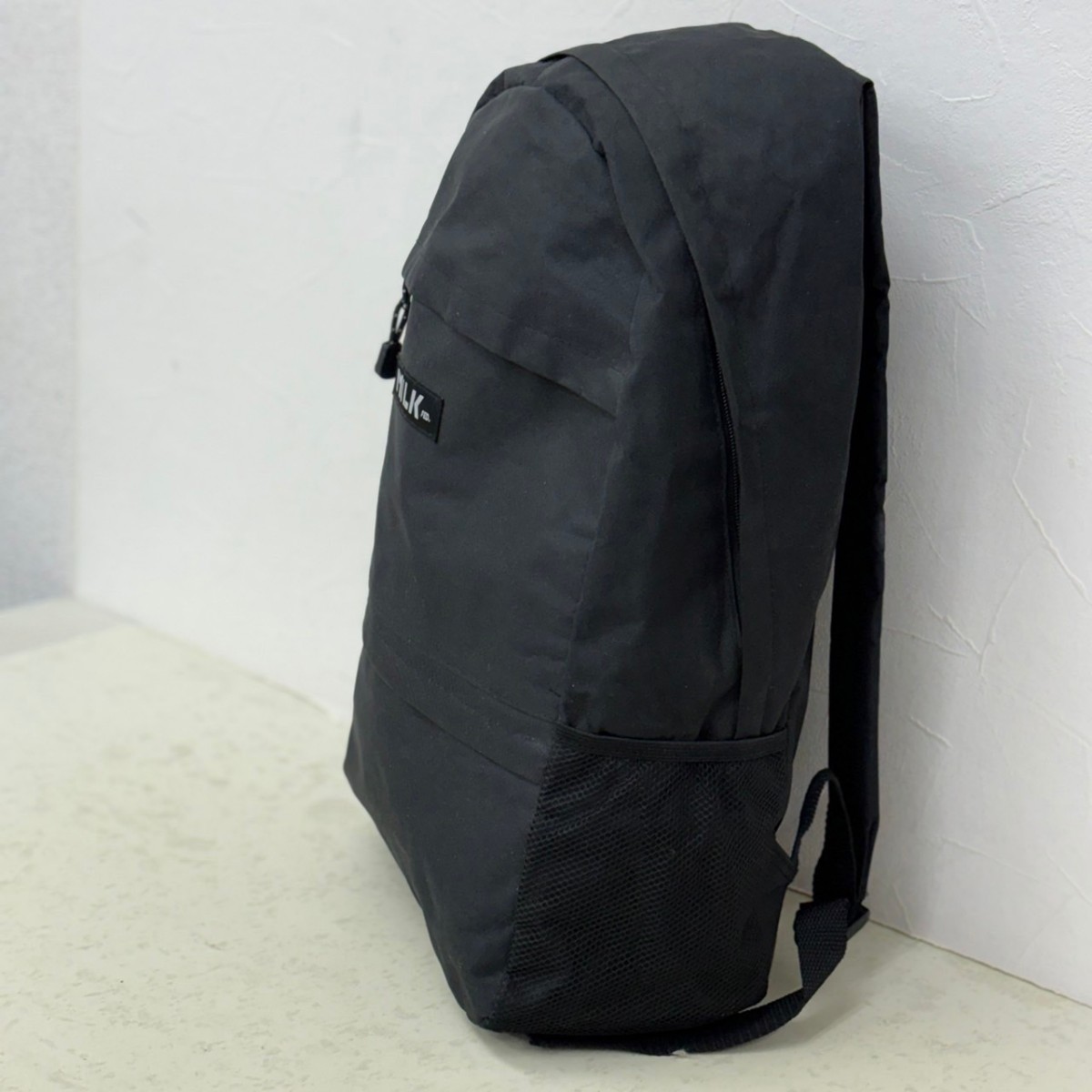 MILKFED. ミルクフェド ナイロン バックパック リュック デイパック ビジネスバッグ 鞄 かばん ブラック アウトドア 登山 キャンプ 男女の画像3