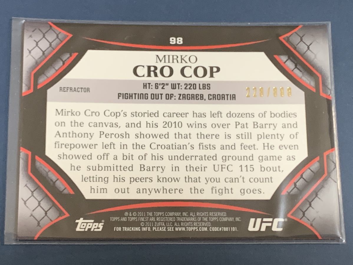 状態注意！888枚限定 ミルコ・クロコップ リフラクターベースカード TOPPS UFC FINEST 2011_画像2