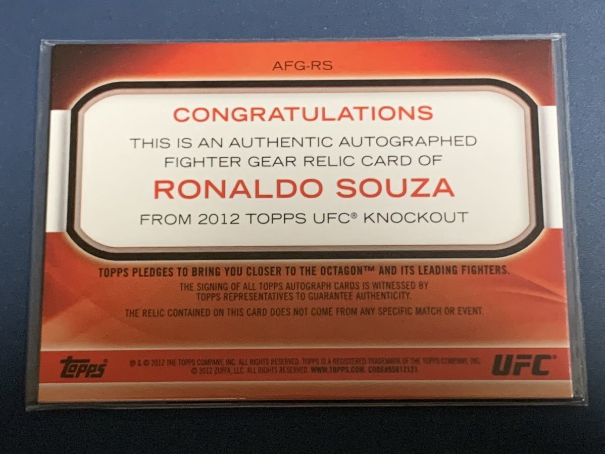 100枚限定 ホナウド・ジャカレイ・ソウザ 直筆サイン格闘着カード TOPPS UFC KNOCKOUT 2012_画像2