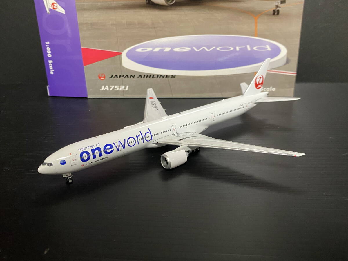 フェニックス 1/400 JAPAN AIRLINES 777-300 JA752J ワンワールド Phoenix_画像2