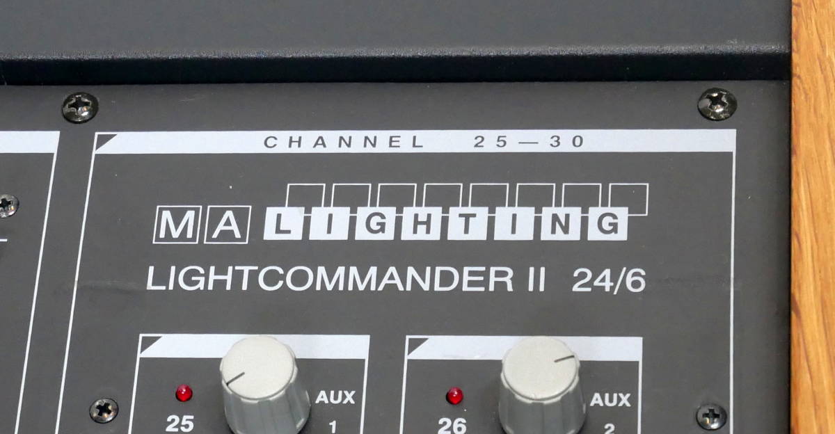 ★送料無料(R602-B152)通電確認済 MA LIGHTING LIGHT COMMANDER II 24/6 舞台照明調光コントローラー ライトコマンダー_画像9