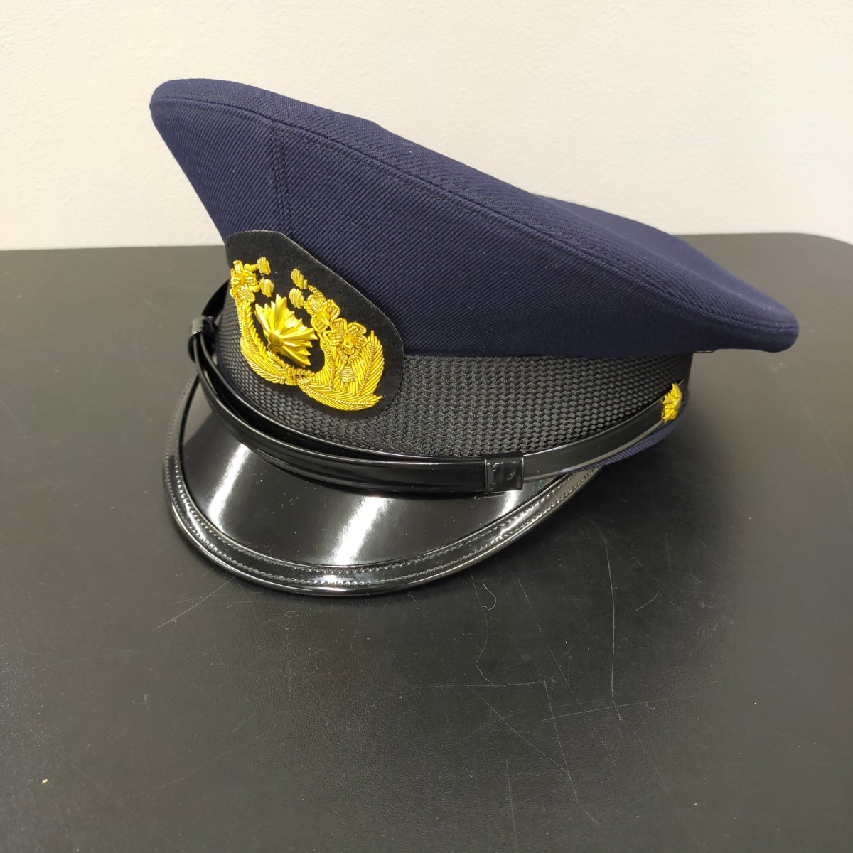 Yahoo!オークション - す1152 未使用 警察帽 帽子 礼帽 制服 6号 Yahoo!オークション - す1152 未使用 警察帽 帽子 礼帽 制服 6号