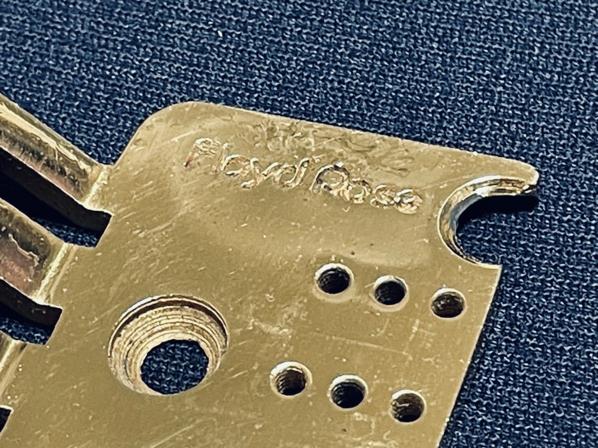 1980年代製 Floyd Rose FRT-5 Bridge Plate ＆ Fine Tuning Screw Gold Made in Germany Single Line　フロイドローズ ブリッジプレート_画像4