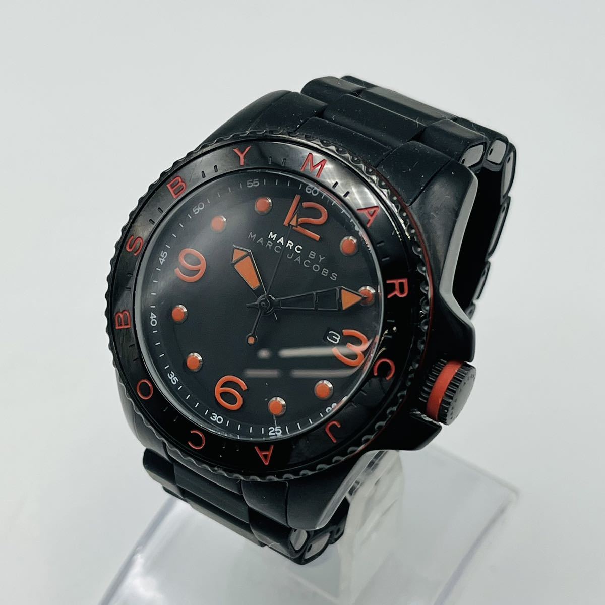 162 MARK BY MARC JACOBS マークジェイコブス メンズ腕時計 腕時計 時計 クオーツ クォーツ カレンダー 3針 型番 MBM2571 ブラック TI_画像2