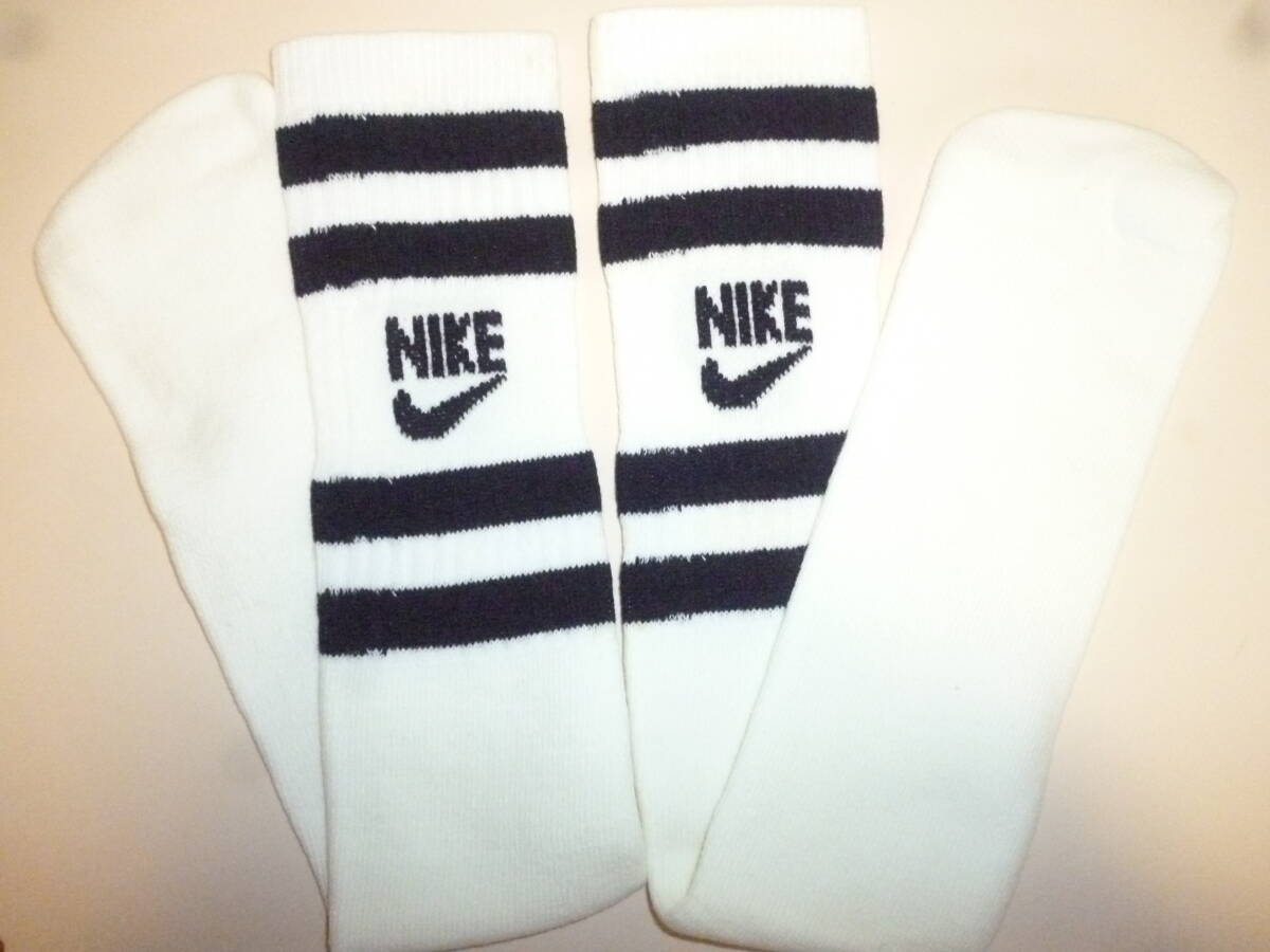 1点のみ 特大サイズ ナイキ NIKE 黒ライン バスケ ハイソックス チューブソックス TUBESOCKS バッソク 送料無料_画像1