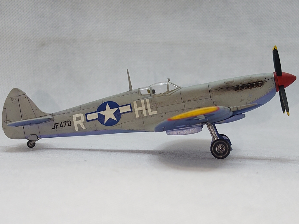 完成品(SP9)★1/72 Supermarine Spitfire Mk.Ⅷ★AZmodel _画像9