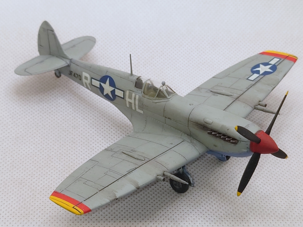 完成品(SP9)★1/72 Supermarine Spitfire Mk.Ⅷ★AZmodel _画像2