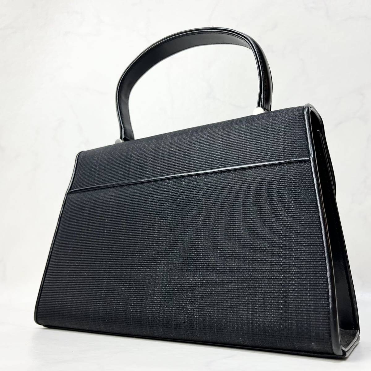 Yahoo!オークション - 【至極の逸品】 GENUINE HORSE HAIR Yahoo!オークション - 【至極の逸品】 GENUINE HORSE HAIR