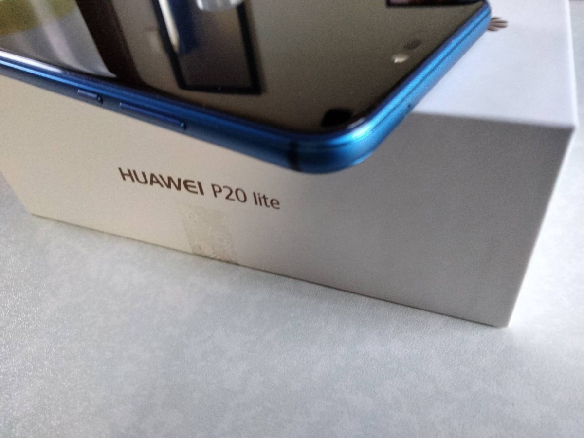 HUAWEI P20 lite 32GB SIMフリー クラインブルー_画像6