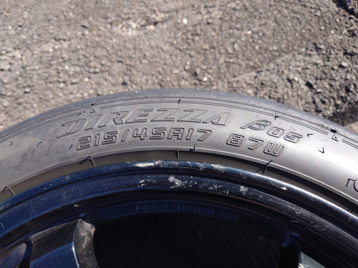 RAYS gram LIGHTS 57DR レイズ グラムライツ57DR 17-9JJ インセット22 114.3 5穴DUNLOP DIREZZA β05 215/45R17 22年25週製造_画像5