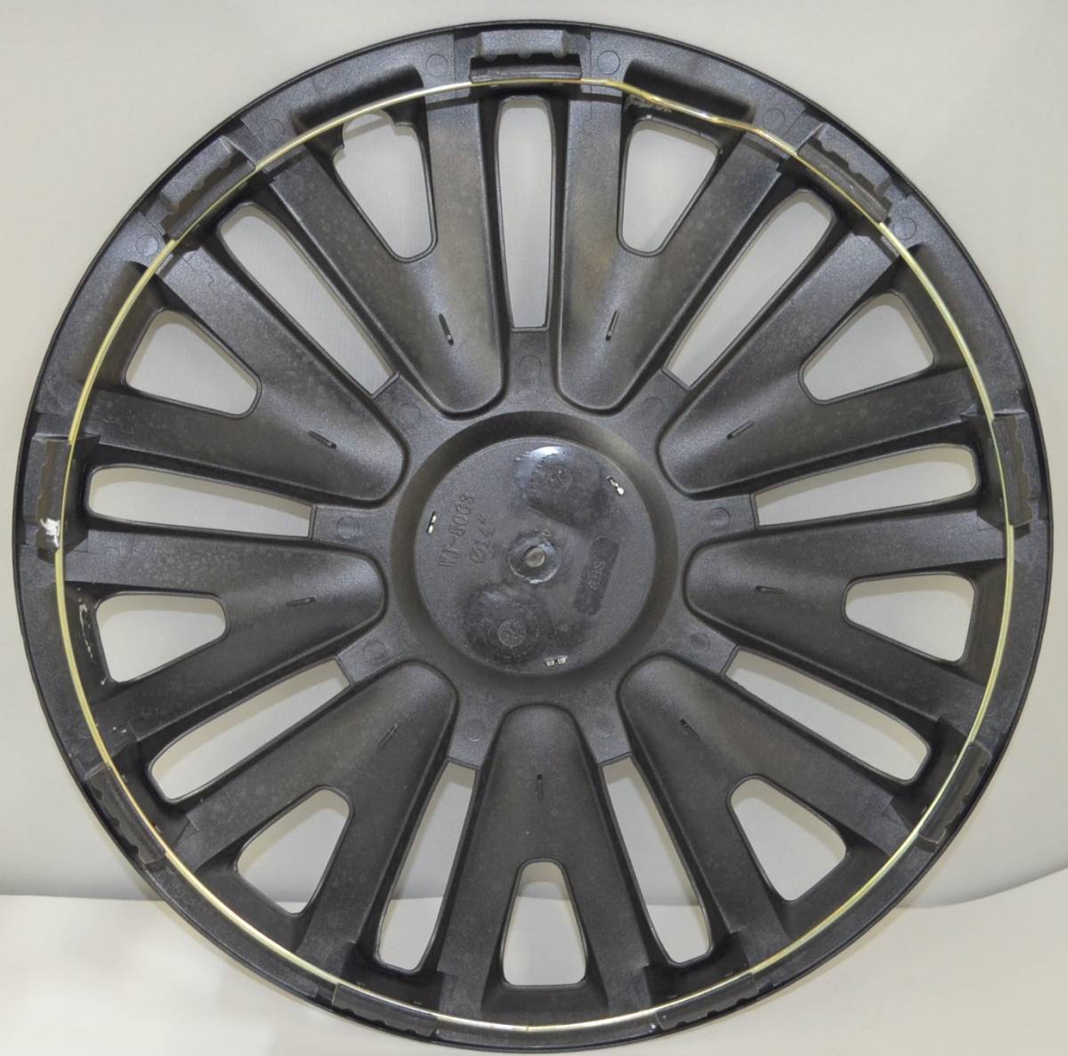  silver & black color * thin type * not yet installation / new goods * limited time special price sale *13 -inch * wheel cover 4