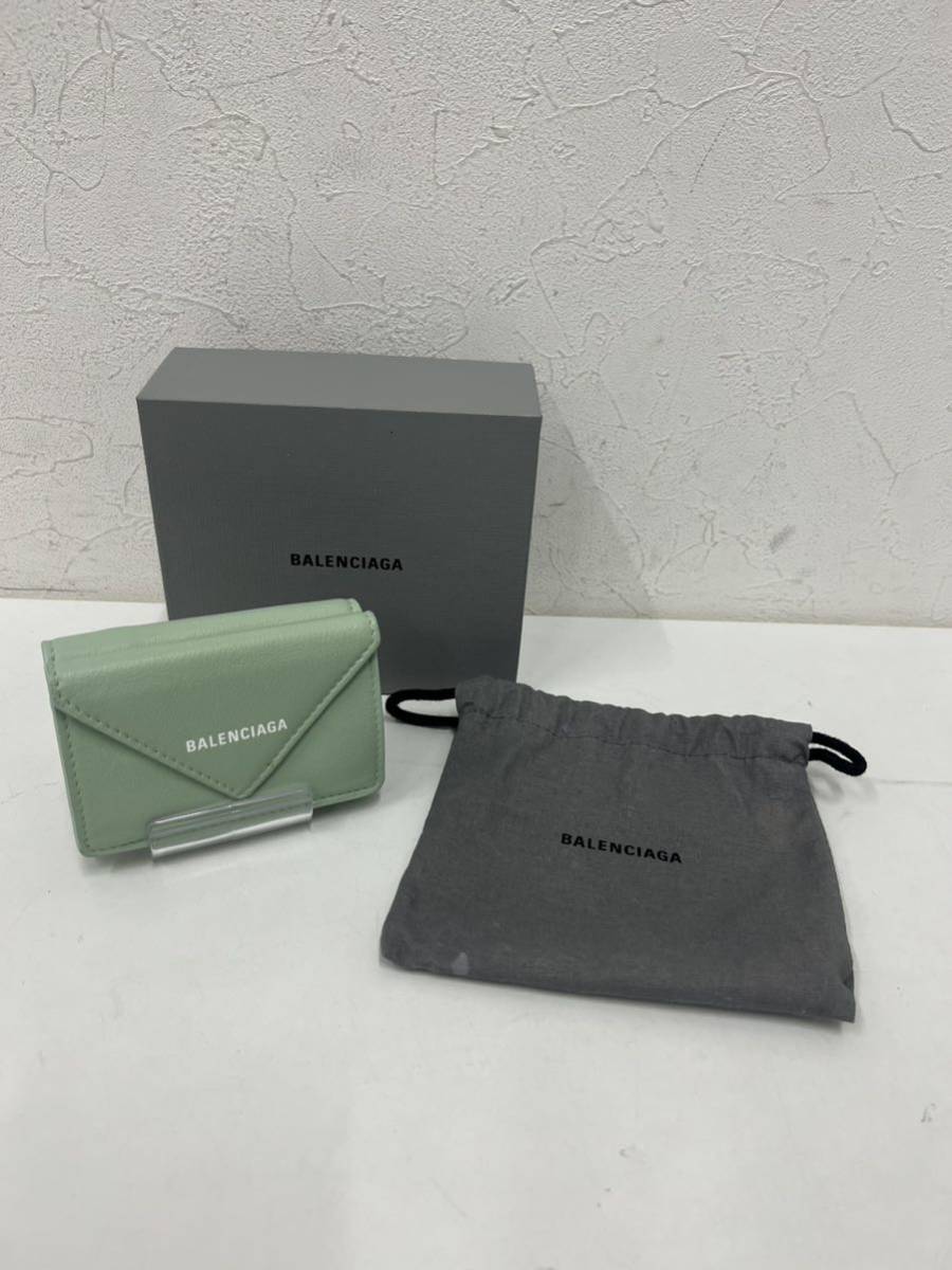 ②【汚れ有り】BALENCIAGA バレンシアガ 三つ折り財布 レザー　GRNグリーン無地　レディース　391446-18D3N-3906 H824WRC