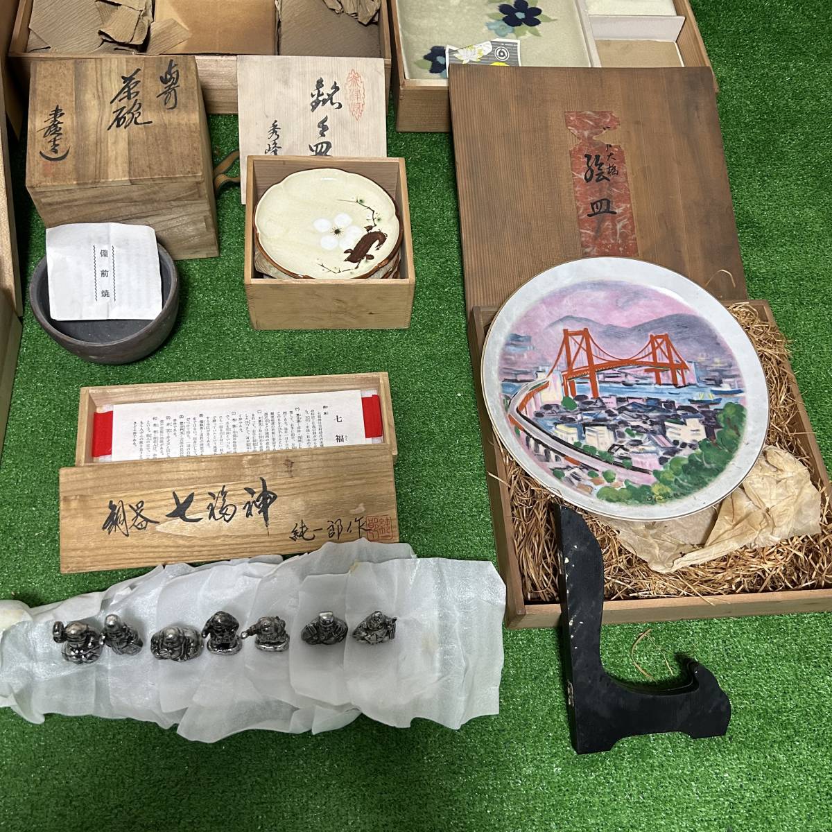 現状品 木箱 １0点 備前焼 他 和食器 伝統工芸 茶道具 陶器 皿 銘々皿 壺 骨董 焼物 桐箱 アジアン雑貨 まとめて セット 大量_画像5