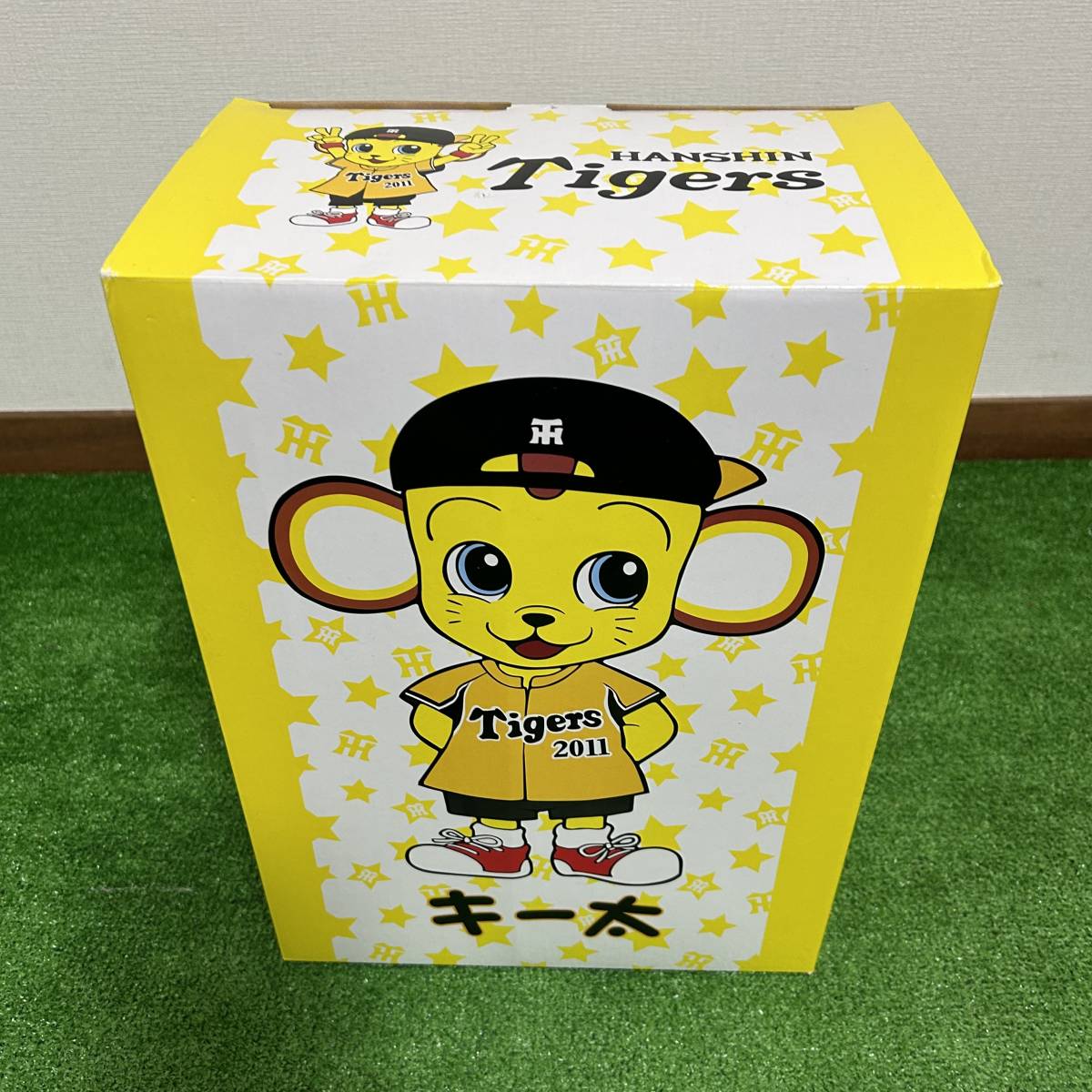 【未開封】阪神タイガース キー太 ぬいぐるみ リュックサック ファンクラブ マスコット 箱付_画像9