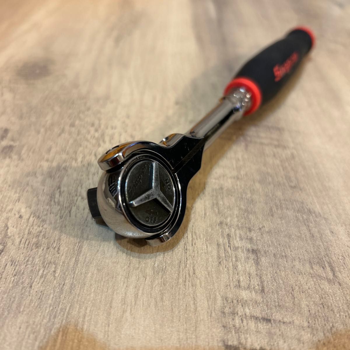 Snap-on スナップオン 3/8 コンパクトスイベルラチェット 72ギア Snap-on スナップオン 3/8 コンパクトスイベルラチェット 72ギア
