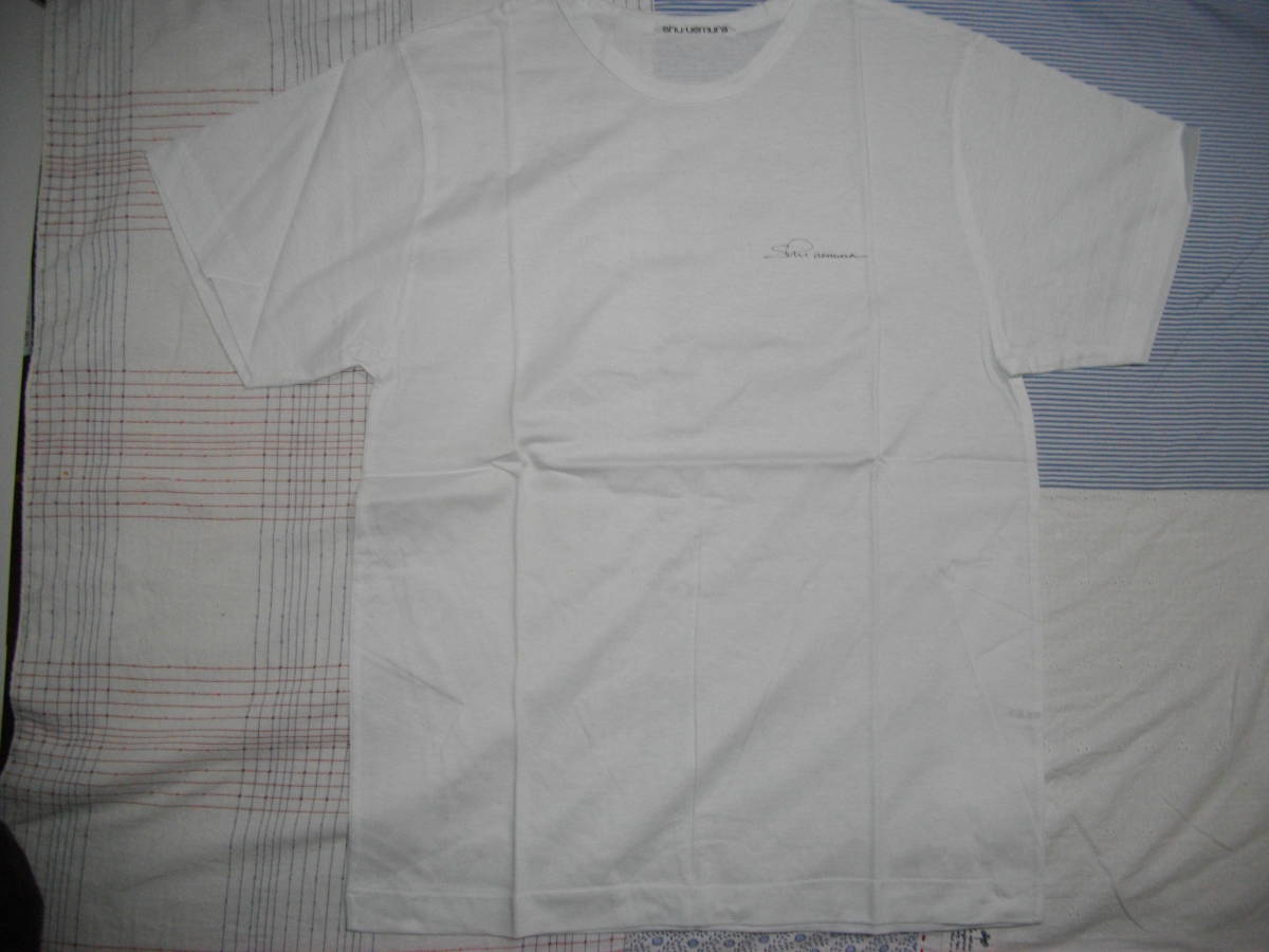 即決【shu uemura シュウウエムラ】　 Tシャツ　★　白　2枚あります_画像2
