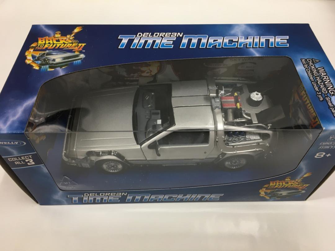 ☆バック・トゥ・ザ・フューチャー Part2 ダイキャストミニカー デロリアン 新品・未開封_画像4