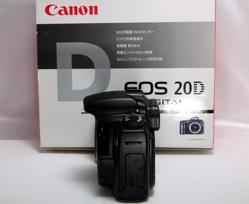 ☆wi-fiSD付☆頑丈でカメラデビュー向き♪超美品♪canon EOS20D☆元箱や純正付属品多数☆