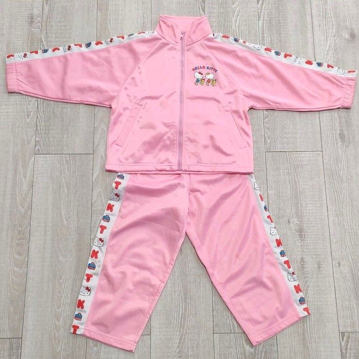 100cm ハローキティ ジャージ 上下セット セットアップ キッズ 100cm ハローキティ ジャージ 上下セット セットアップ キッズ