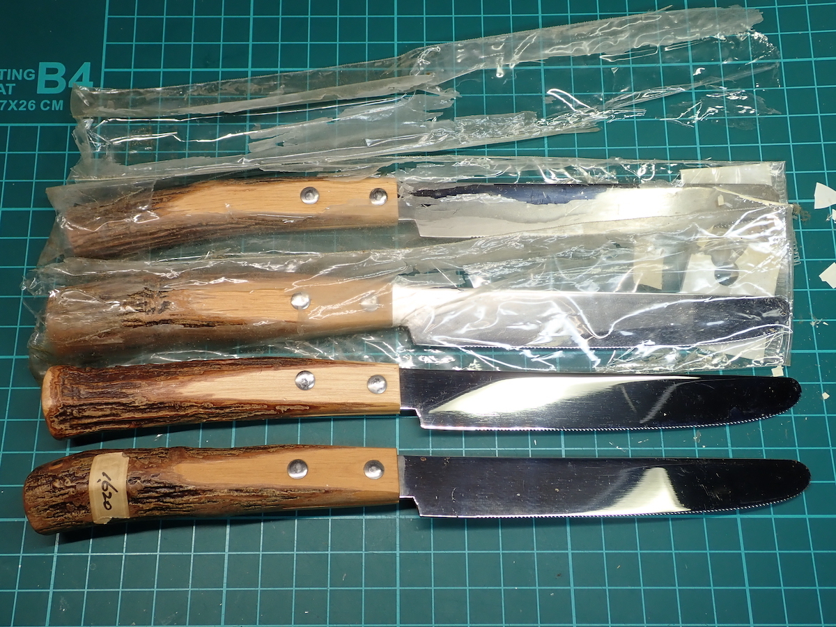 柄が天然木 ウッド製のスプーン、フォーク、ナイフ。8本セット。_画像7