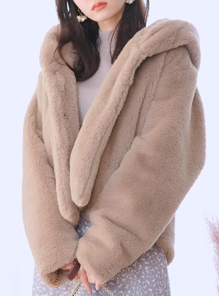 [ free shipping ] with a hood . volume fur coat jacket fur coat blouson fake fur outer .........