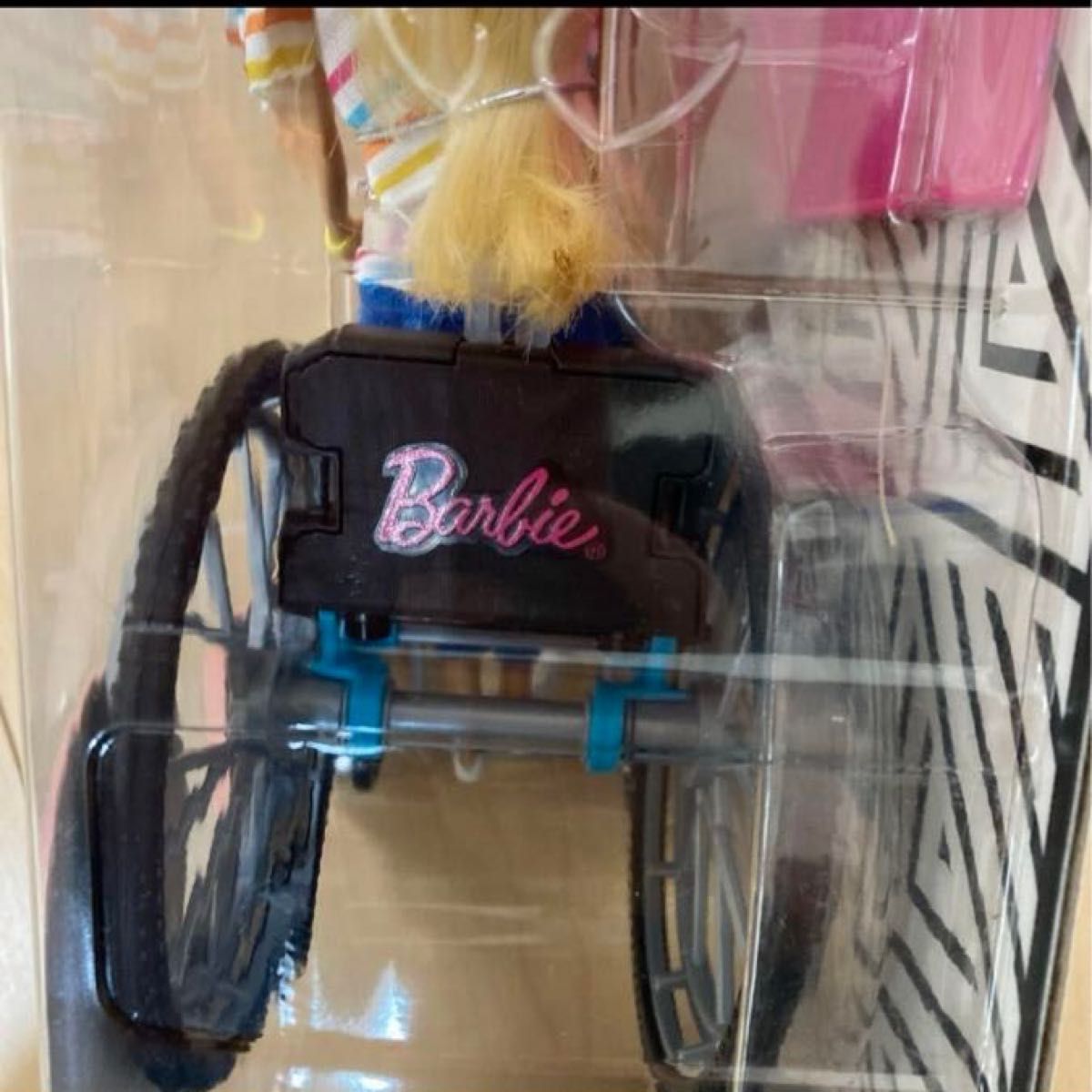 バービー人形　車椅子バービー