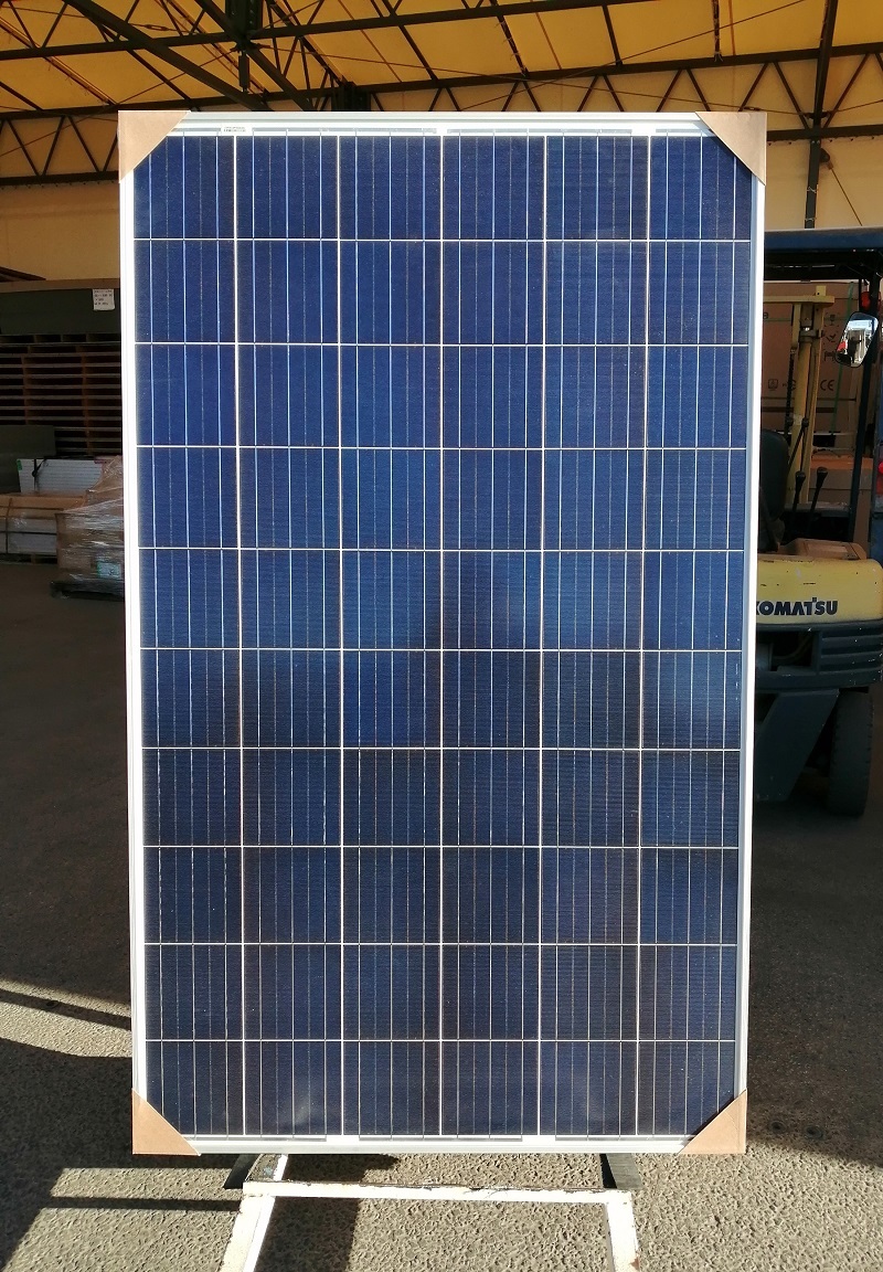 ≪ 型落ちだけど未使用シリーズ ≫　★ 未使用品 ★　Yingli Solar / YL250P-29b 250W　ソーラーパネル　10枚セット（合計：2.5kW）_画像1