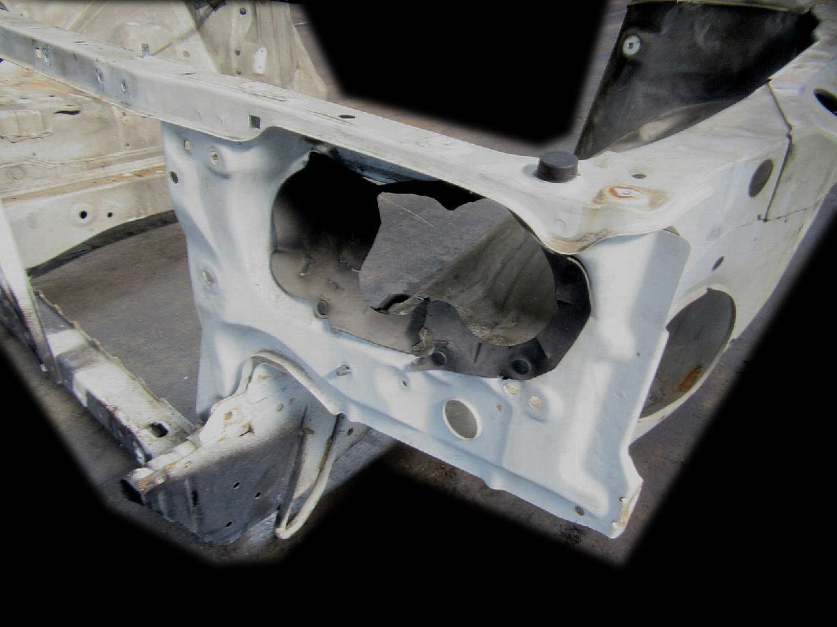  Nissan 34 WHC34 WGC34 Stagea 2WD latter term original front frame core support frame cut pearl QT1