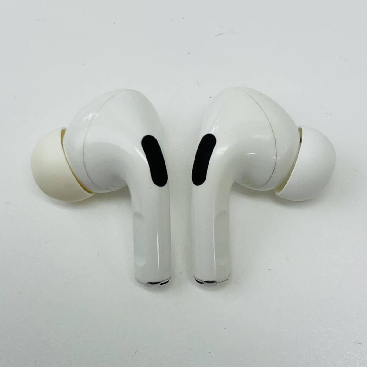 ☆送料無料・1円～☆ Apple 純正 Air Pods Pro A2083 A2084 A2190 アップル 正規品 エアーポッズ プロ 本体 ワイヤレス イヤホン 動作品 ⑭_画像4