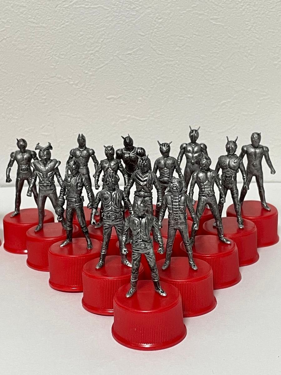 セブンイレブン限定 仮面ライダーボトルキャップ全30種|Yahoo セブンイレブン限定 仮面ライダーボトルキャップ全30種|Yahoo