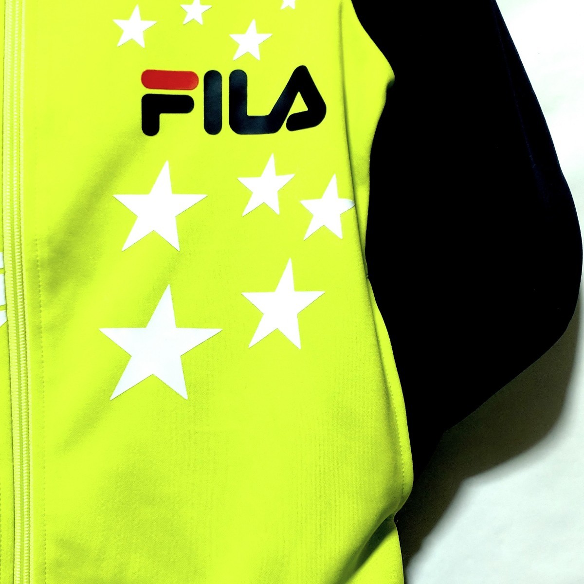 特価/未使用【サイズ=130cm】FILA/フィラ/男女児/トラックトップスーツ/ジャージスーツ/lime×d.navy_画像5