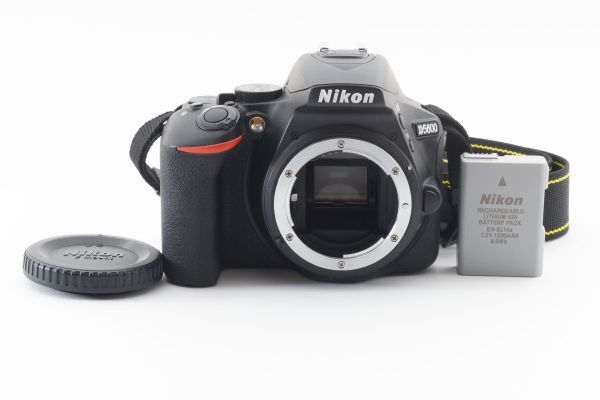 #m371★美品★ Nikon ニコン D5600 ボディ