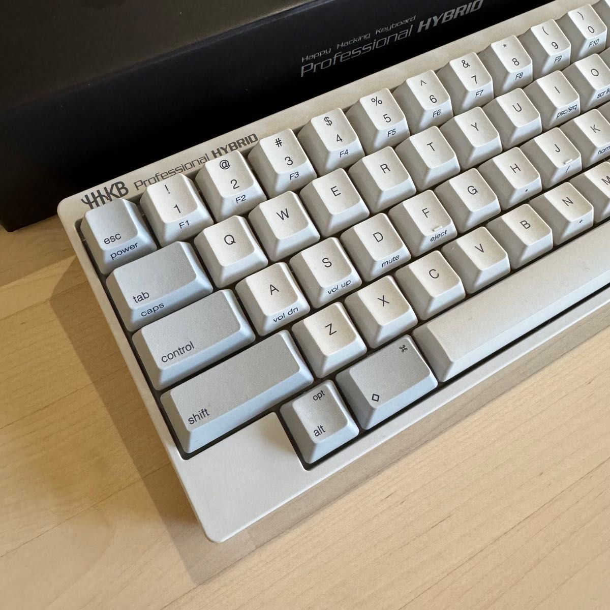中央印字】HHKB Professional HYBRID Type-S 英語配列/白 中央印字】HHKB Professional HYBRID Type-S 英語配列/白