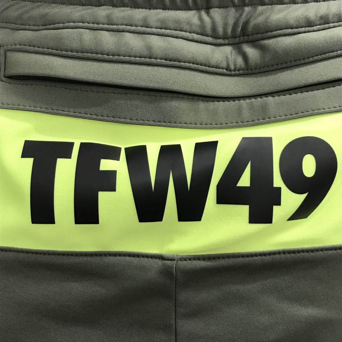 【USED】TFW49 ナイロン ショート パンツ ウエストゴム グリーン系 緑 メンズ S ゴルフウェア_画像8