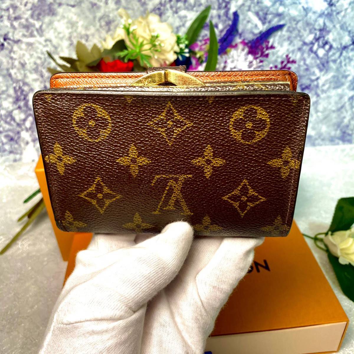 外観美品 LOUIS VUITTON ルイヴィトン モノグラム がま口 二つ折り財布 ポルトモネビエ ヴィエノワ_画像4