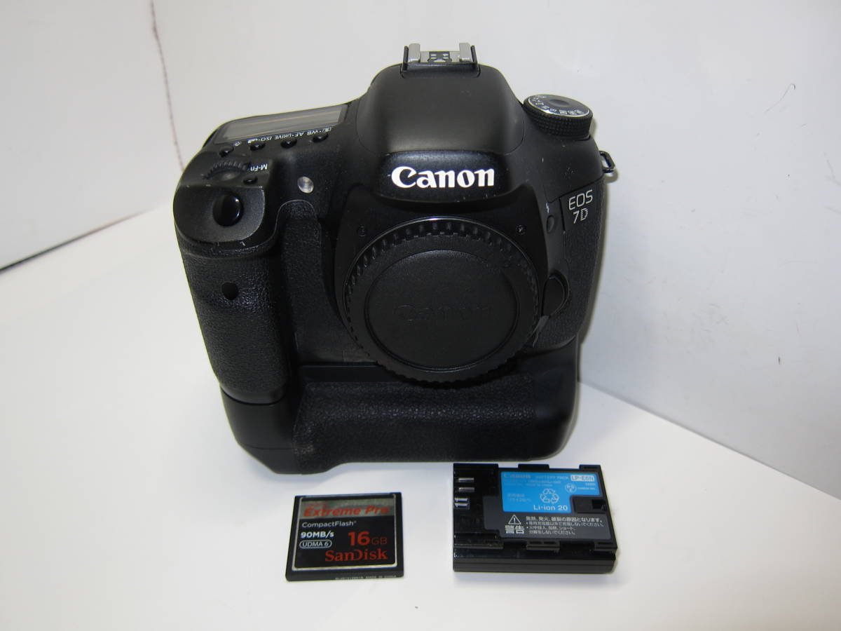Canon EOS 7D ( バッテリーグリップ BG-E7 付き) ■ 10688 ⑤_画像1