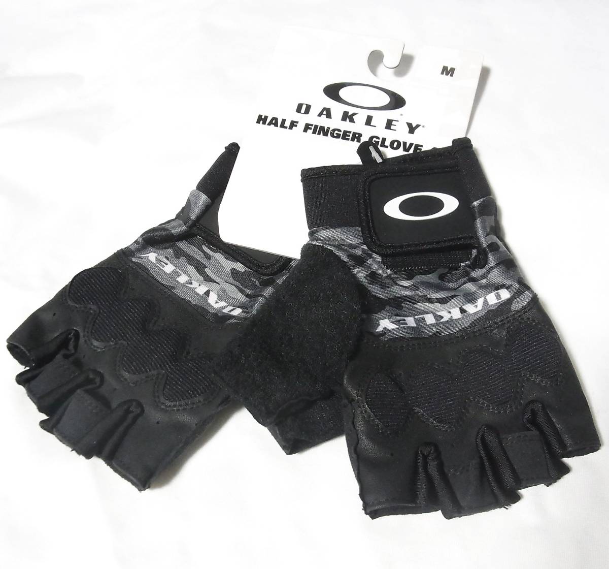 未使用 オークリー OAKLEY ハーフフィンガー グローブ 4 0 大人 未使用 オークリー OAKLEY ハーフフィンガー グローブ 4 0 大人