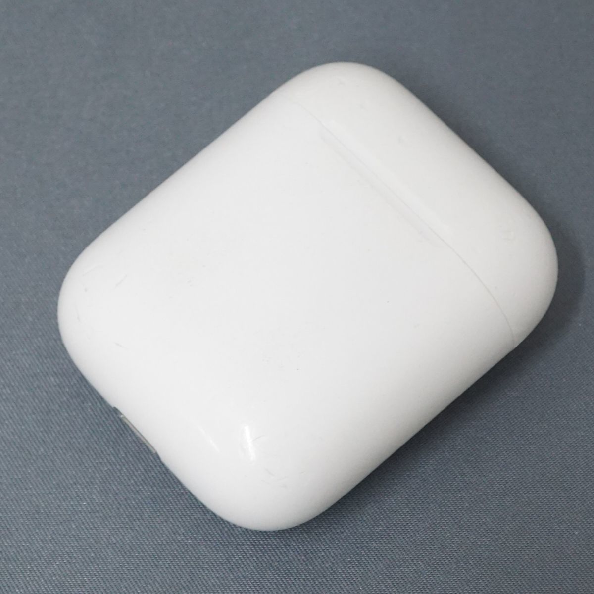 Apple AirPods エアーポッズ 充電ケースのみ 第一世代 USED品 Bluetooth対応 MMEF2J/A A1602 正規品 完動品 即日発送 T V8014_画像3