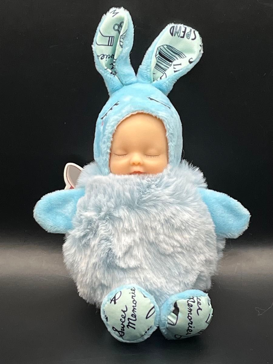 スリーピングベイビー　キーホルダー　寝顔の赤ちゃん人形