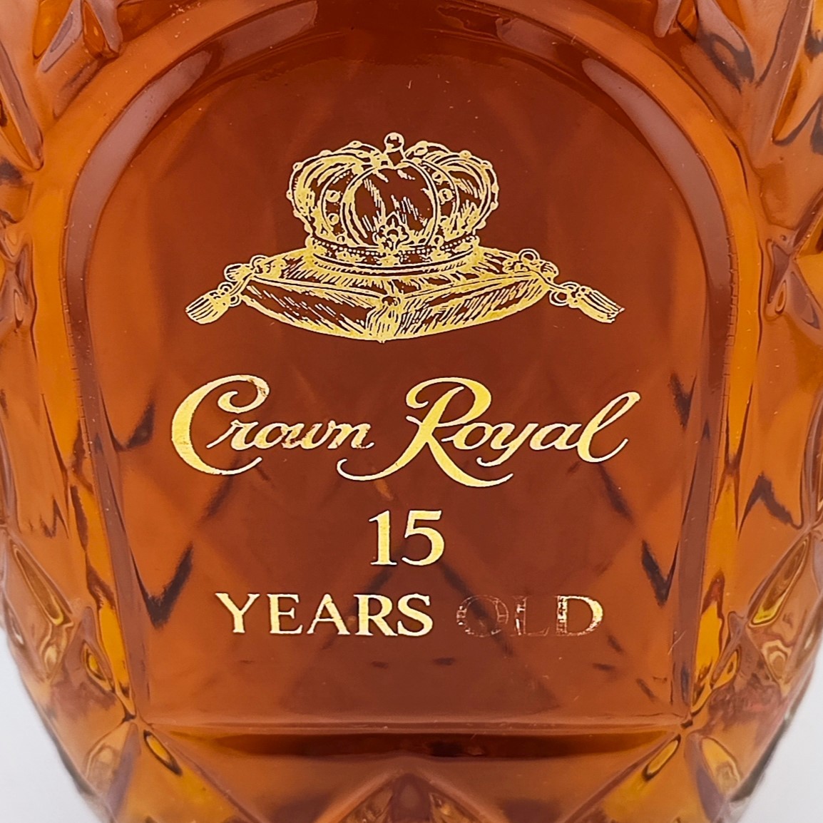 【全国送料無料】Crown Royal 15years old CANADIAN WHISKY　約40度　約750ml【 クラウンローヤル15年　クラウンロイヤル15年 】