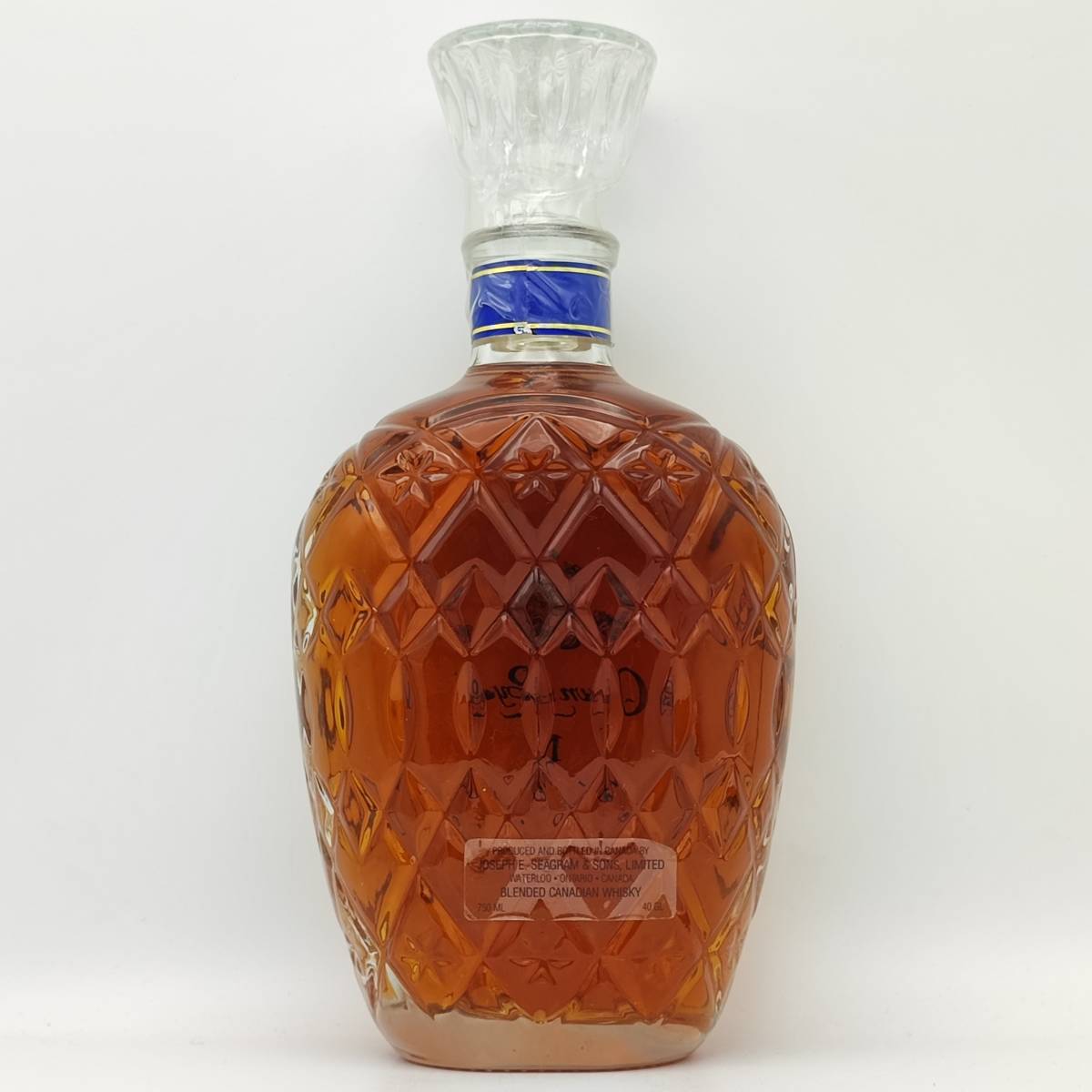 【全国送料無料】Crown Royal 15years old CANADIAN WHISKY　40度　750ml【 クラウンローヤル15年　クラウンロイヤル15年 】