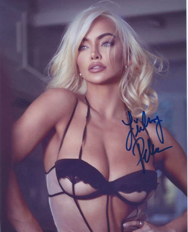 Lindsey Pelas リンジー・ペラス★直筆サイン写真★証明書COA◆6907_画像1