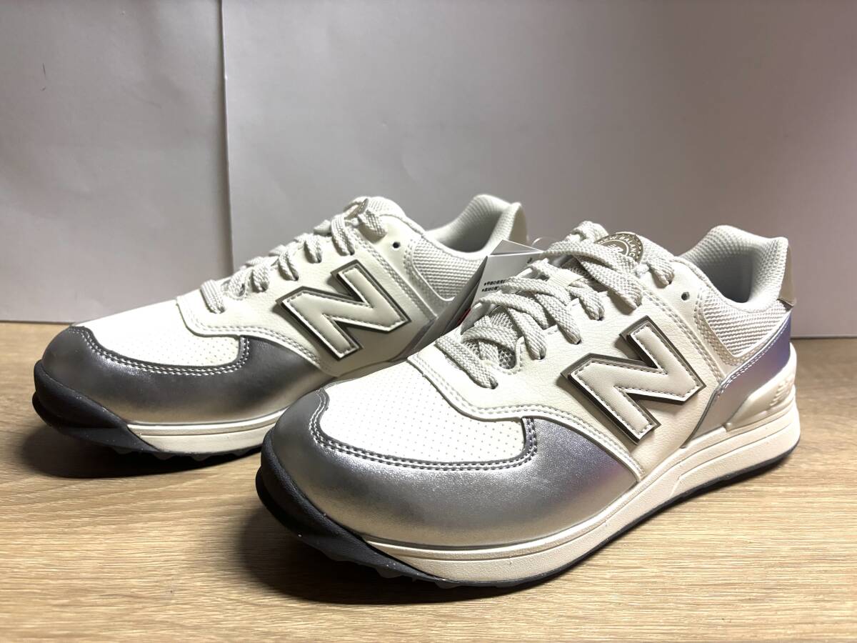 未使用 23cm 2E ニューバランスゴルフシューズ WGS574S3 ホワイト/シルバー new balance