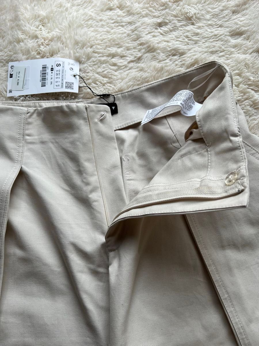 ZARA FULL LENGTH プリーツ パンツ 新品タグ付き|Yahoo!フリマ ZARA FULL LENGTH プリーツ パンツ 新品タグ付き|Yahoo!フリマ