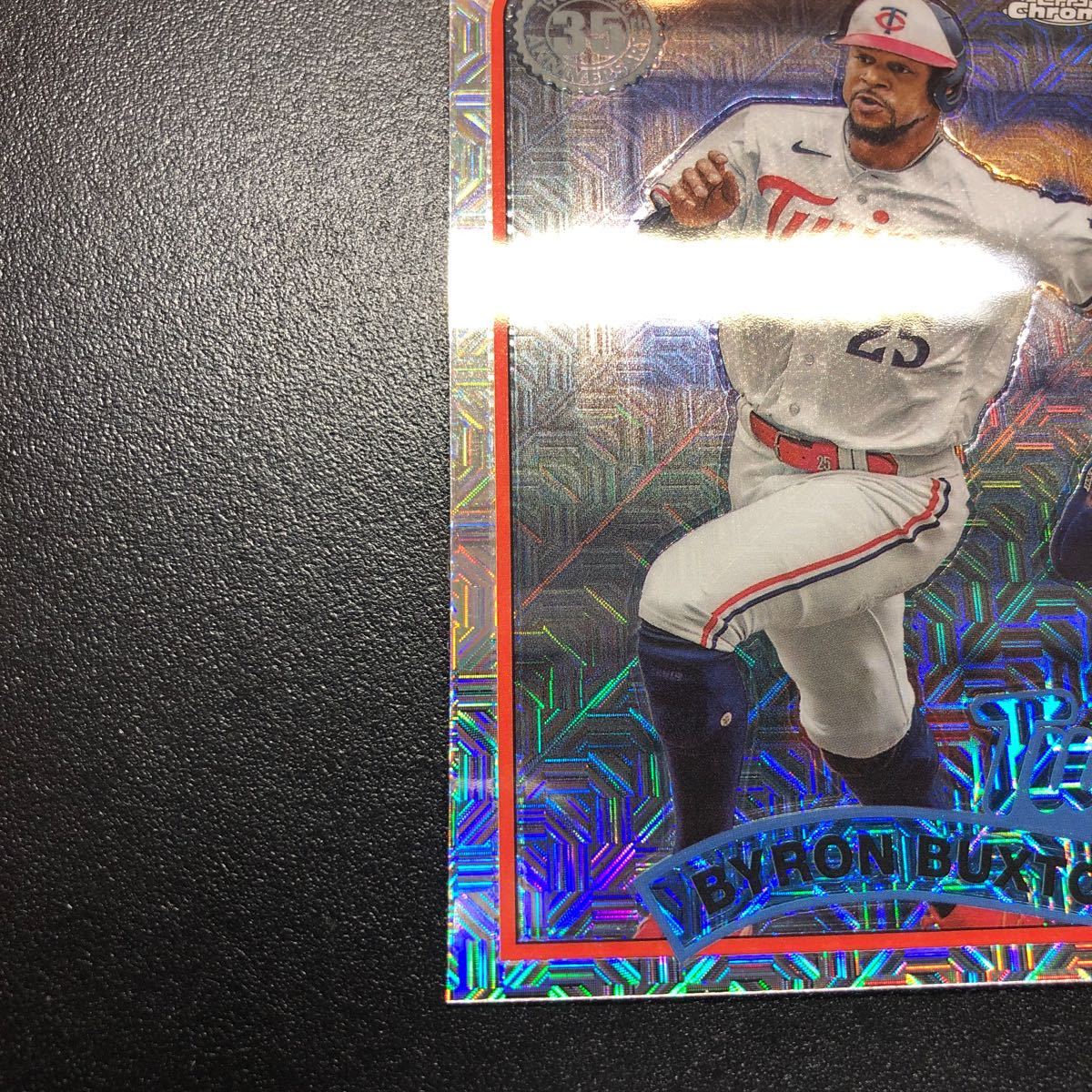 Byron Buxton 2024 Topps Series1 #T89C-62 1988-2023 35th Anniversary Silver Pack Chrome Mojo Refractor Twinsの画像4