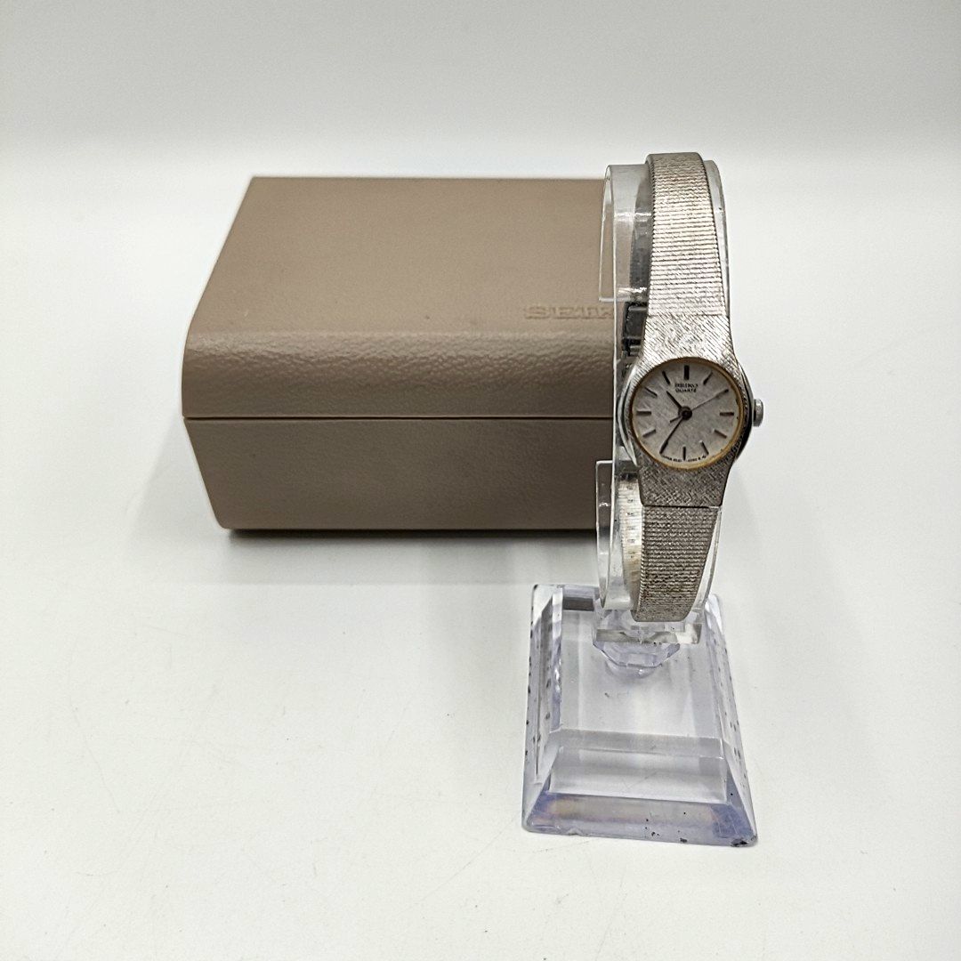 【電池切れ】SEIKO セイコー クォーツ 腕時計 シルバー文字盤 ラウンド レディース 2C21-0160_画像3