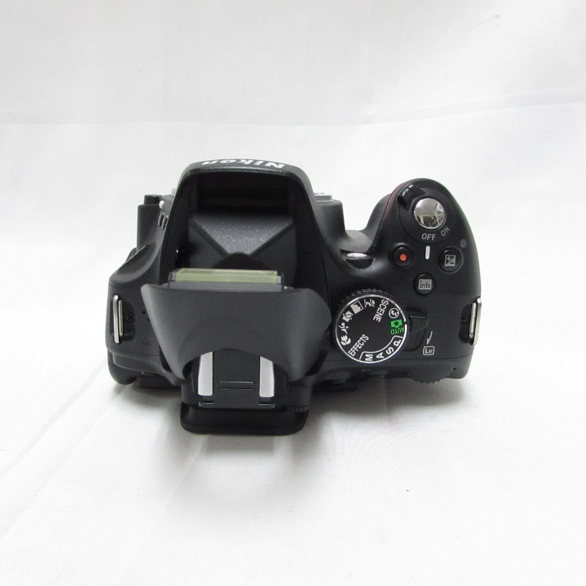 【通電OK】Nikon D5100 18-55 VR Kit レンズキット AF-S NIKKOR 3.5-5.6G DX デジタル一眼レフカメラ 元箱付 USED /2402Dの画像3