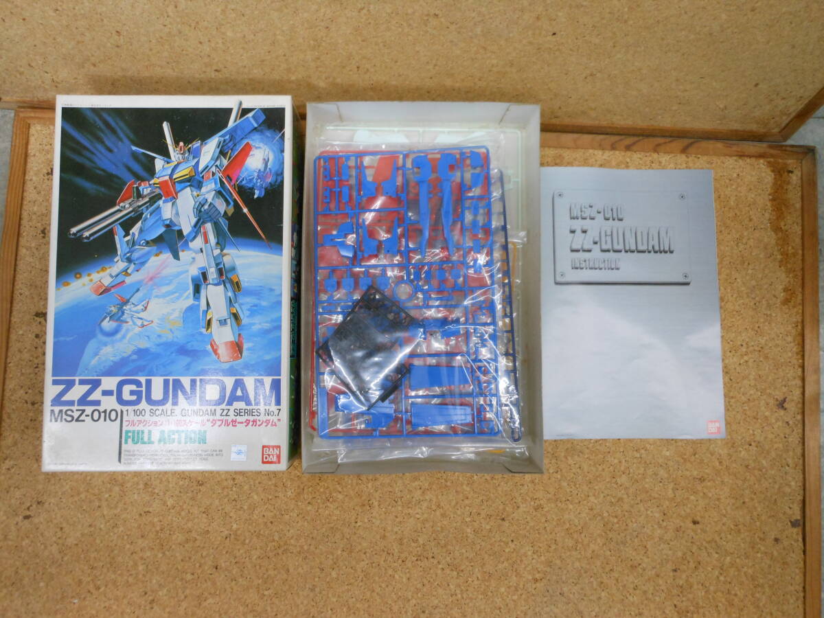  not yet constructed # old kit Bandai 1/100 MSZ-010 ZZ Gundam Mobile Suit ZZ Gundam 